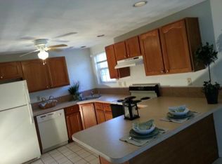 104 Middlesex Rd APT 1, Tyngsboro, MA 01879