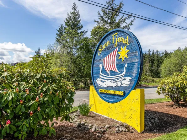 1775 W Sunn Fjord Ln APT A6, Bremerton, WA 98312
