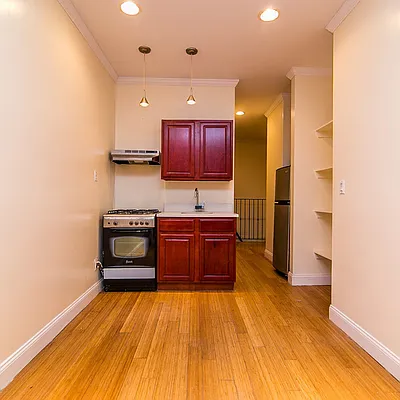 Rented by Nooklyn NYC LLC | media 21