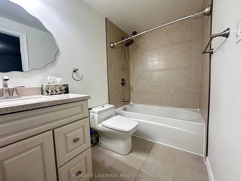 3 Padget Pl — Photo 12