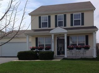 705 Periwinkle Ln, Aurora, IL 60504