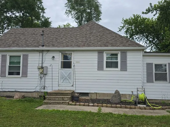 1801 19th St, Emmetsburg, IA 50536