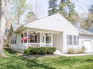 23127 Cherry Blossom Ln, California, MD 20619