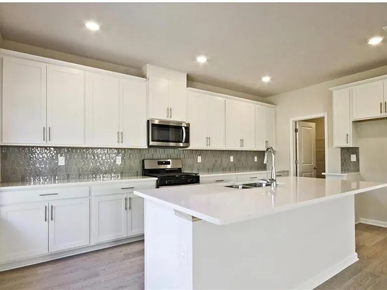 1208 High Falls Ln — Photo 3