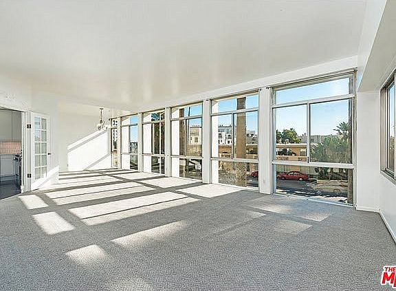2nd image of 7135 Hollywood Blvd APT 101