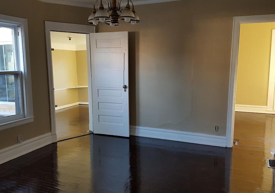Living Room 3