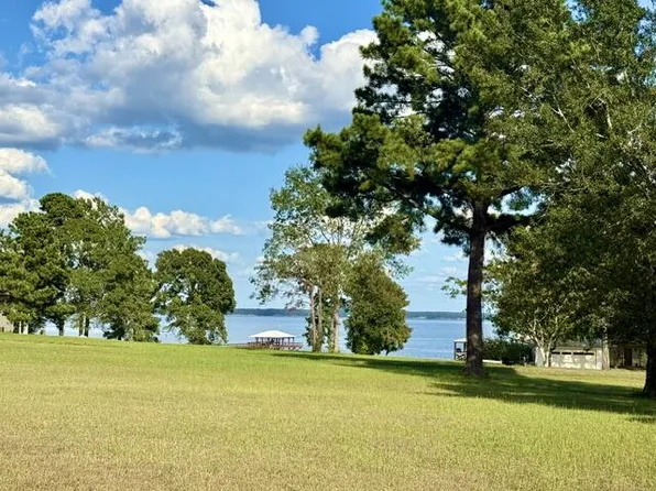 14 Sunburst Ln, Hemphill, TX 75948
