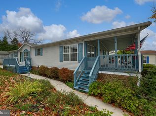 564 W Cedar St, Palmyra, PA 17078