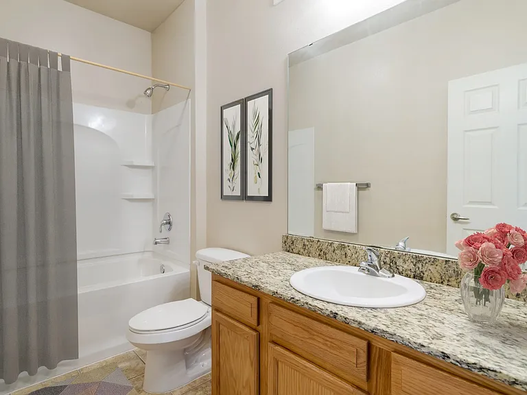 Villaggio Apartments — Photo 32