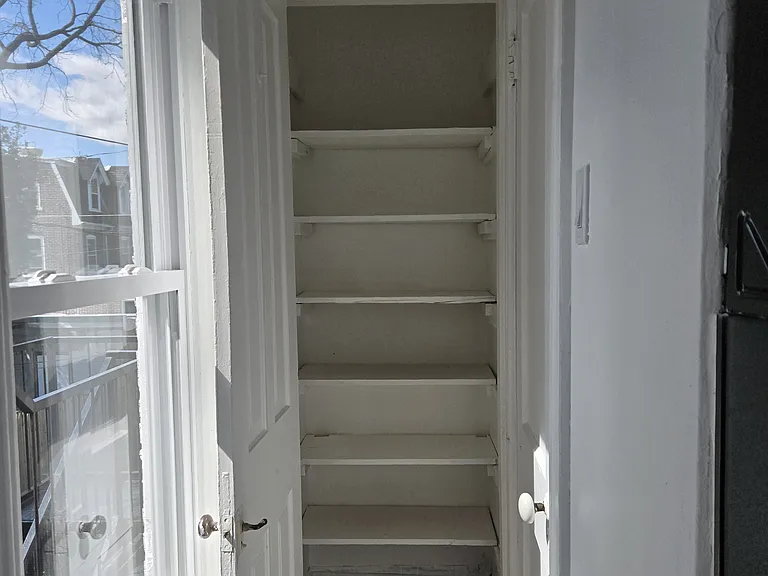 440 N 9th St #3 — Photo 4