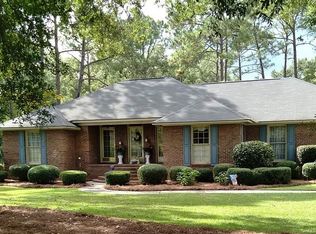 2116 Deer Run Cir, Tifton, GA 31793