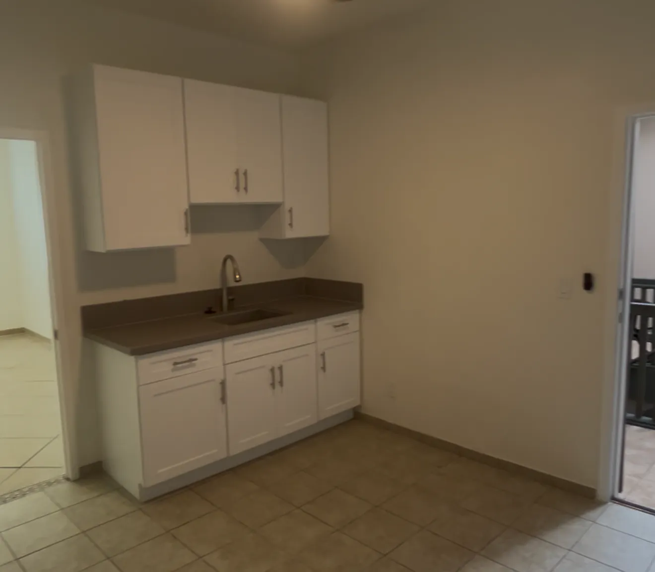 5600 S Broadway — Photo 3