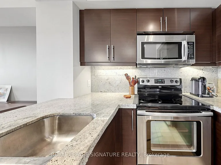 676 Sheppard Ave E #507 — Photo 18