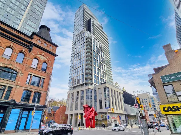 1 Gloucester St #715, Toronto, ON M4Y 0C7