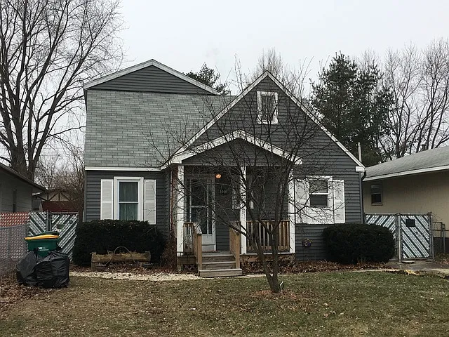 1404 Ridgeway Ave photo 1