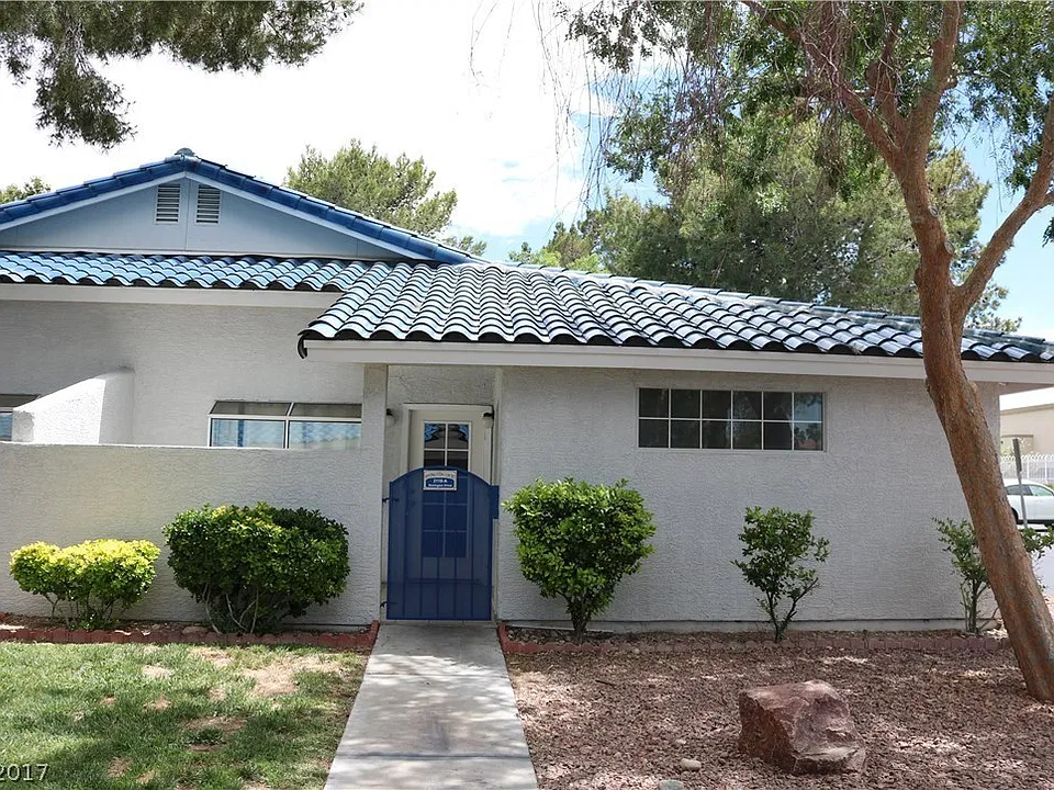 2110 Bavington Dr