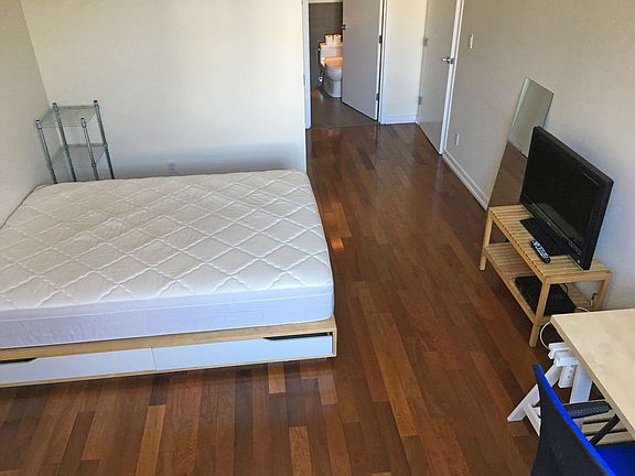 4th image of 80 Metropolitan Avenue 3a #3A