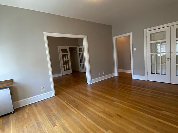 3rd image of 1200 Clay St #14