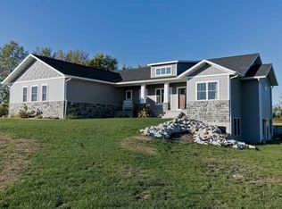 6120 32nd Ave, Shellsburg, IA 52332