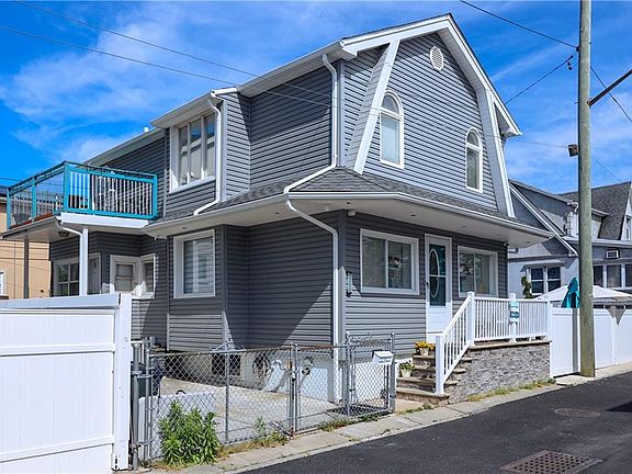 2nd image of 30 Abbey Ct