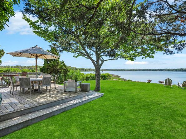 42 Cold Spring Point Rd