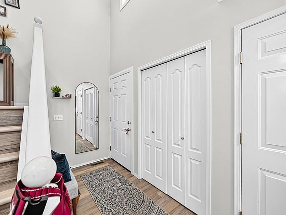 4th image of 49 Colwill Blvd #20