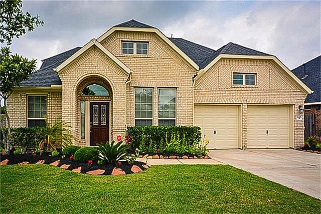 1st image of 2426 Quiet Arbor Ln