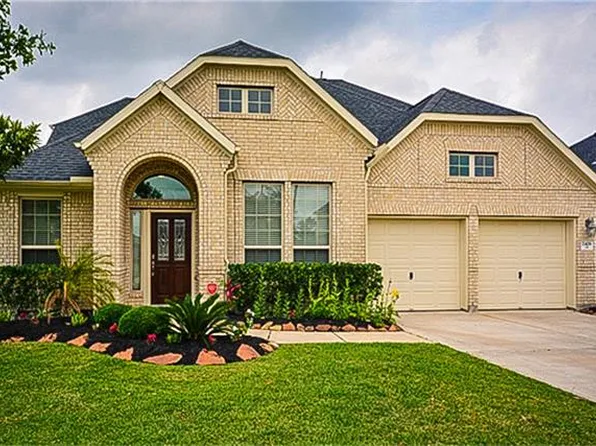 2426 Quiet Arbor Ln, Pearland, TX 77581