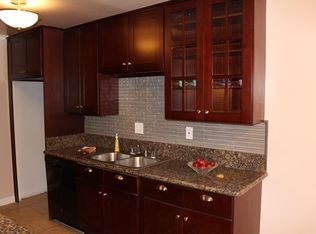 890 N Redding Way #890B, Upland, CA 91786