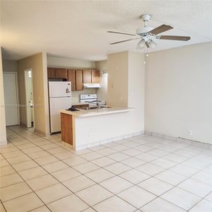 2501 Riverside Dr APT 202A, Coral Springs, FL, 33065