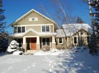 392 Omaha Ct, Hudson, WI 54016