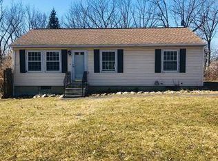 21 Charles St, Hudson, NY 12534