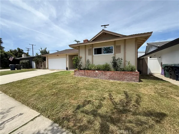 16451 Rhone Ln, Huntington Beach, CA 92647
