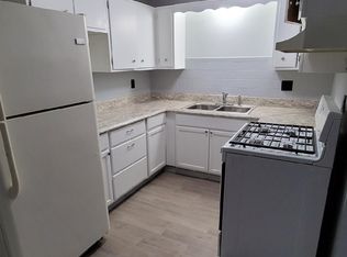 750 Halsted Rd APT 5, Rockford, IL 61103