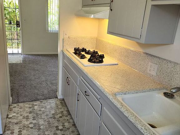 4th image of 4415 Rosebud Ln APT I