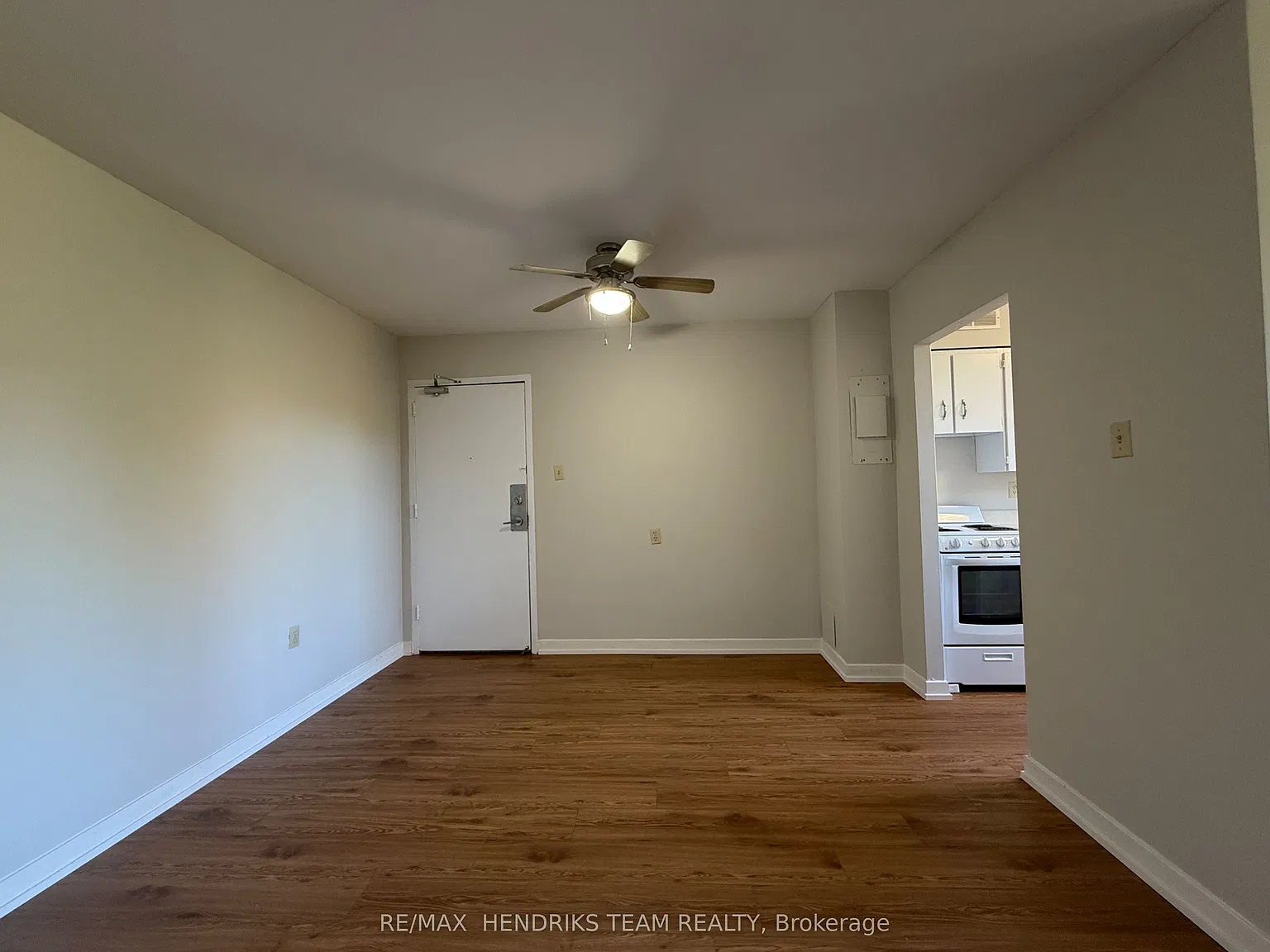 2 bed, $1,775 — Photo 3