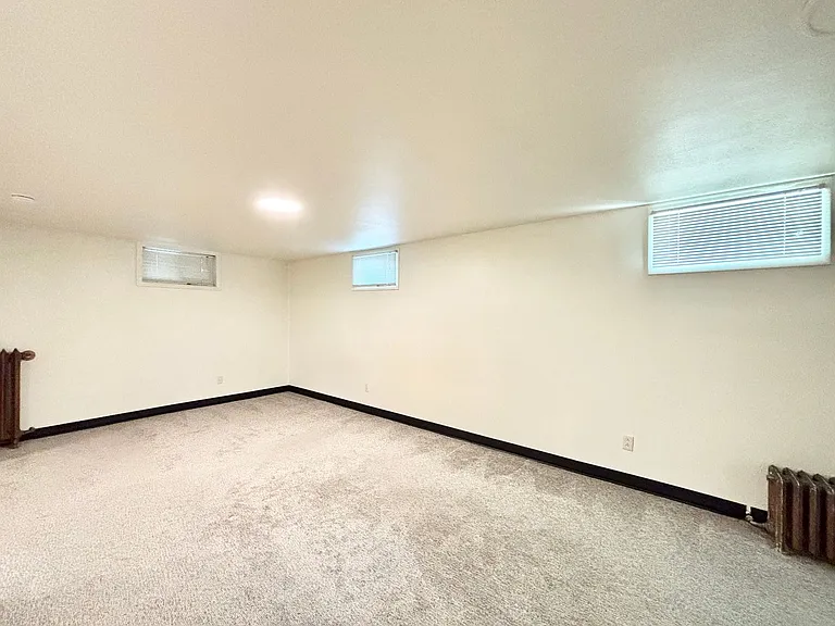 19 E Garfield St — Photo 3