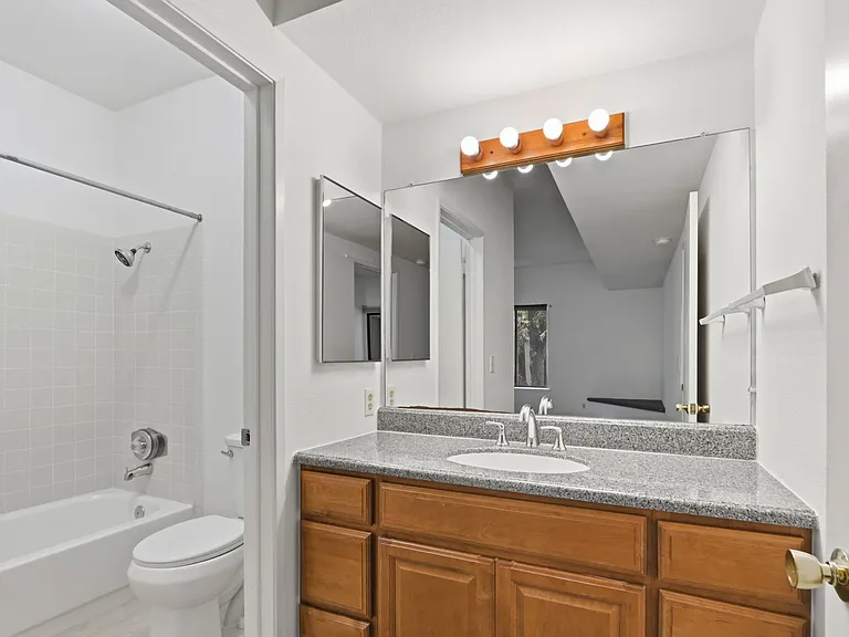 1850 Tradan Dr — Photo 28