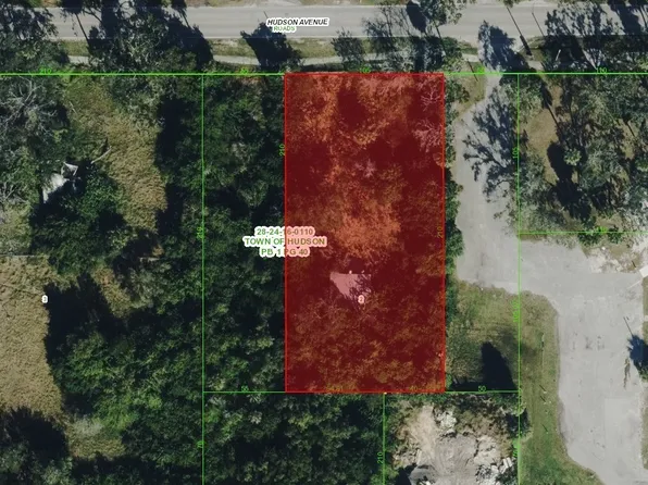 6916 Hudson Ave, Hudson, FL 34667