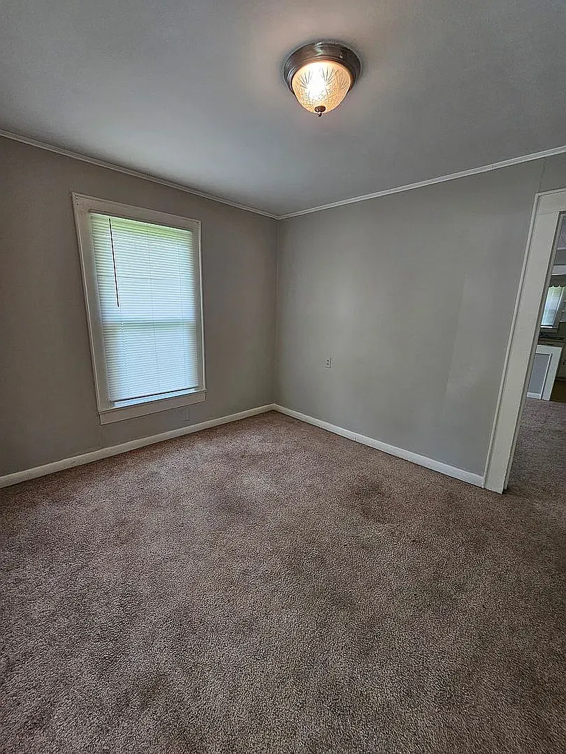 2 bed, 865 sqft, $1,150 — Photo 2
