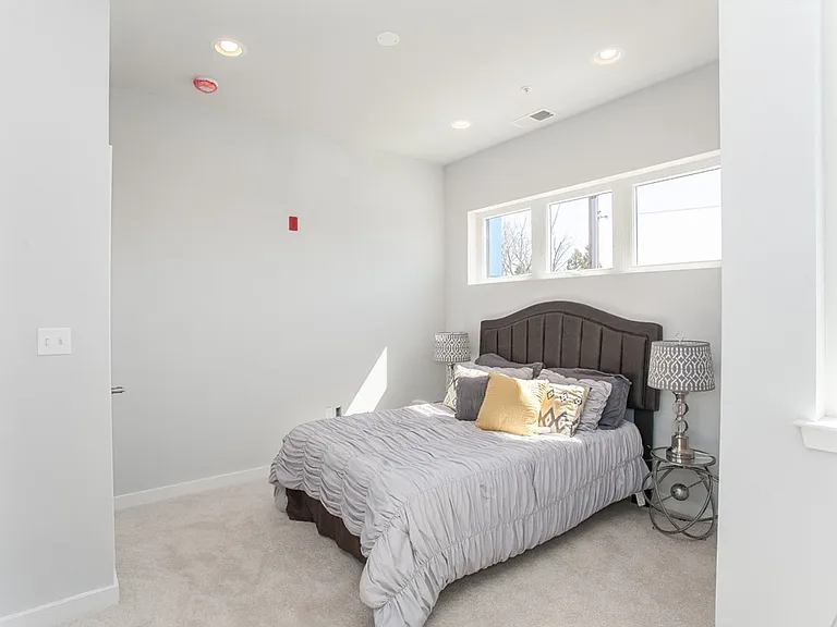 5938 Henry Ave LLC — Photo 9