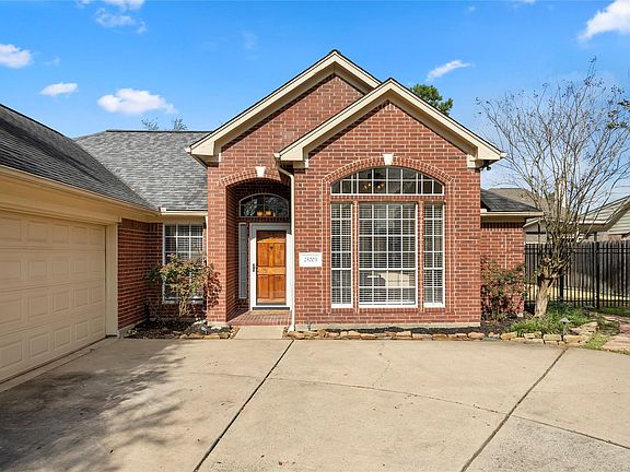 5th image of 25203 Burgh Castle Dr