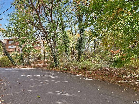 2nd image of 2 Shelburne Road