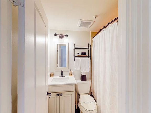 3rd image of 235 Sunrise Ave #3017
