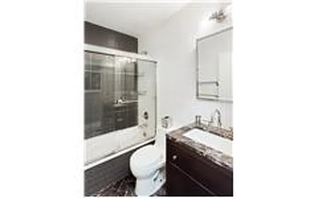 Sold by R New York | media 11