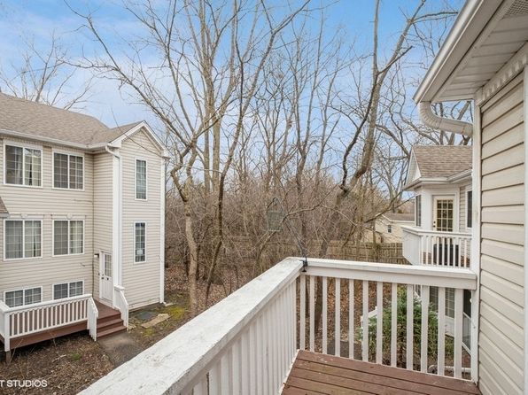 77 N Macgillis Dr #77, Round Lake, IL 60073