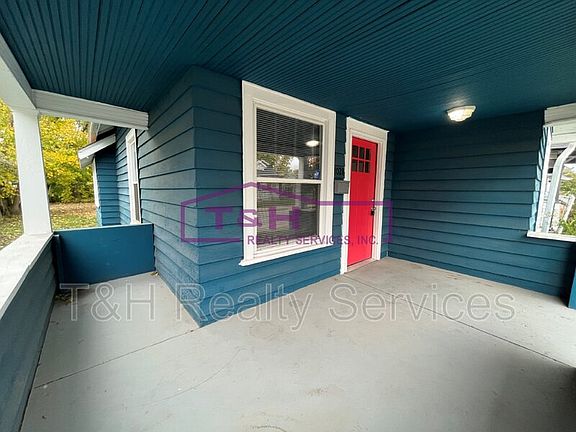 5th image of 1028 N Belleview Pl