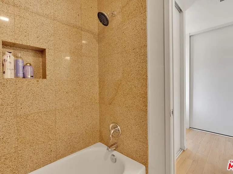 48255 Monroe St #56 — Photo 16