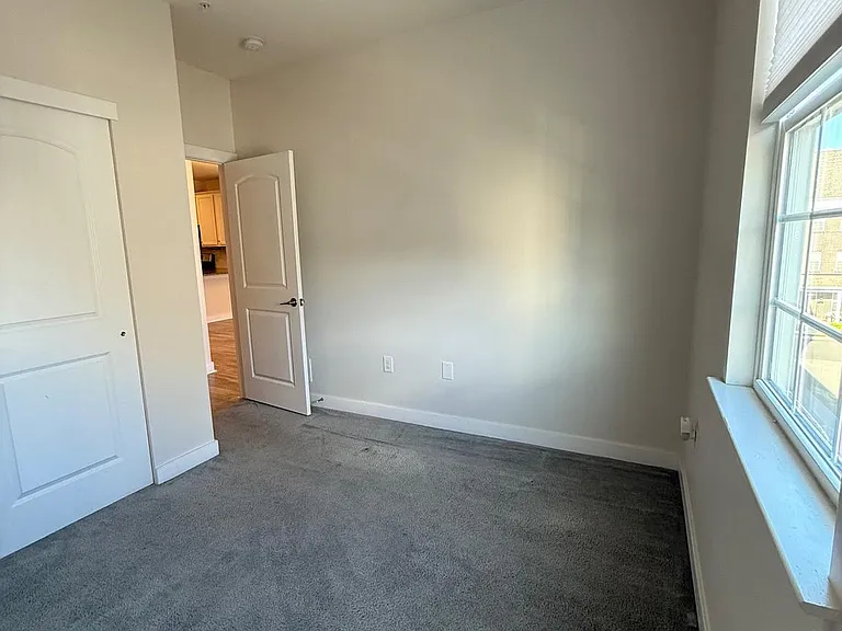 116 Konefal St #B — Photo 22