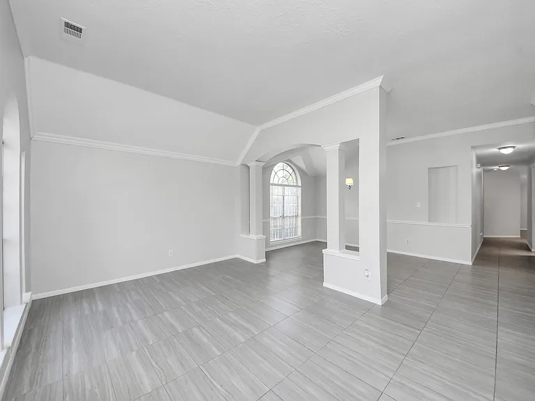 8322 Adler Lake Dr — Photo 9